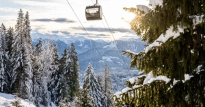 Nachbarschaft, Neujahrs-Fackelschwimmen im eisigen Lech