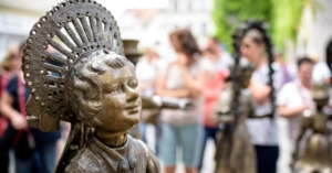 Leutkirch, Kunstführung zeigt Leutkirchs Altstadt neu