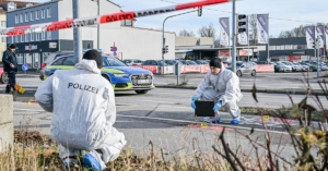 Nachbarschaft, Die Proben laufen auf Hochtouren
